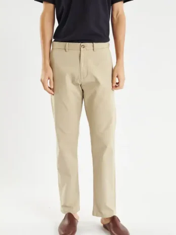 PANTALÓN CHINO CLASICO