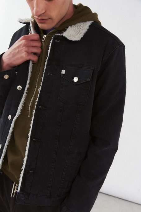 CAMPERA BLACK DENIM CORDERO - Imagen 2